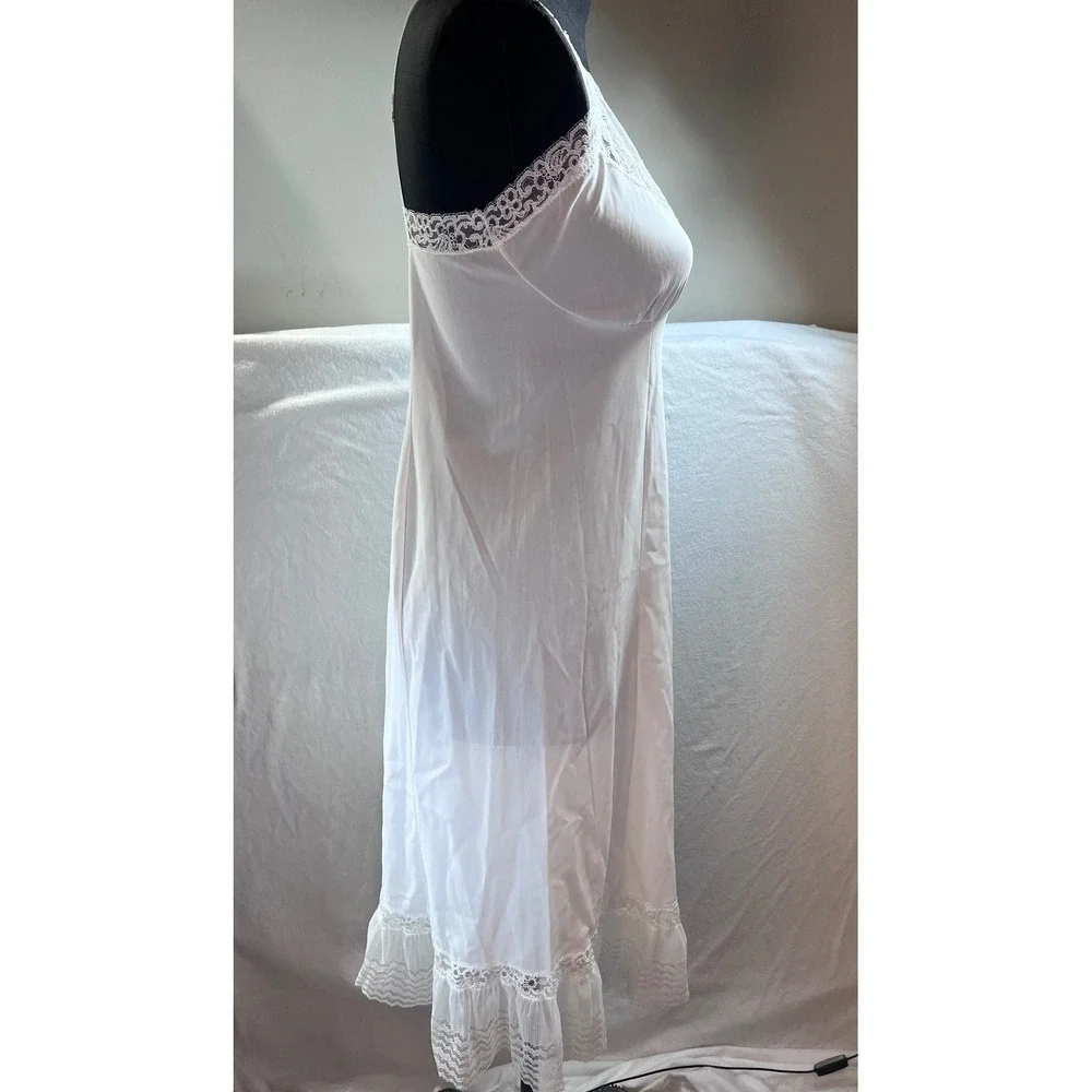 Vintage Phil-Maid White Nylon Full Slip Lace Trim Ruffle Hem Size 36